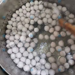 多功能全自動(dòng)包心肉丸機(jī)客戶反饋不錯(cuò)！